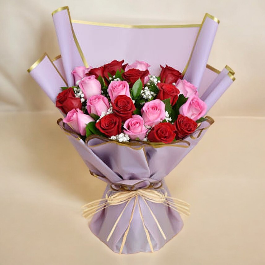 Romantic Harmony: Pink and Red Roses Bouquet